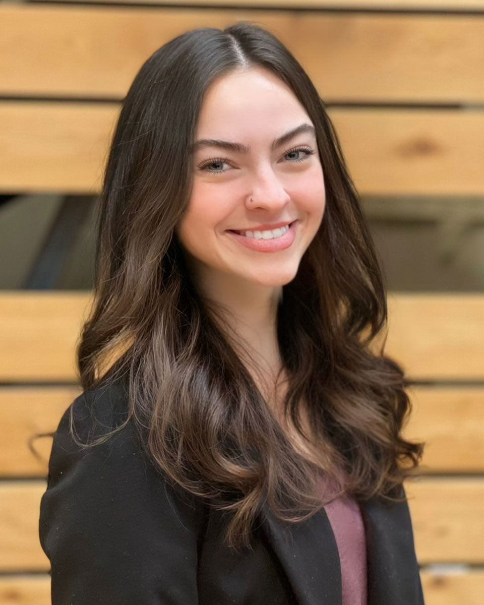 Emily Bandinelli - About